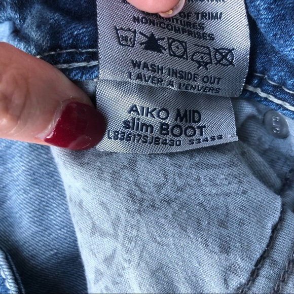 Silver "AIKO" Mid slim bootcut blue jeans size 27 - Picture 5 of 9